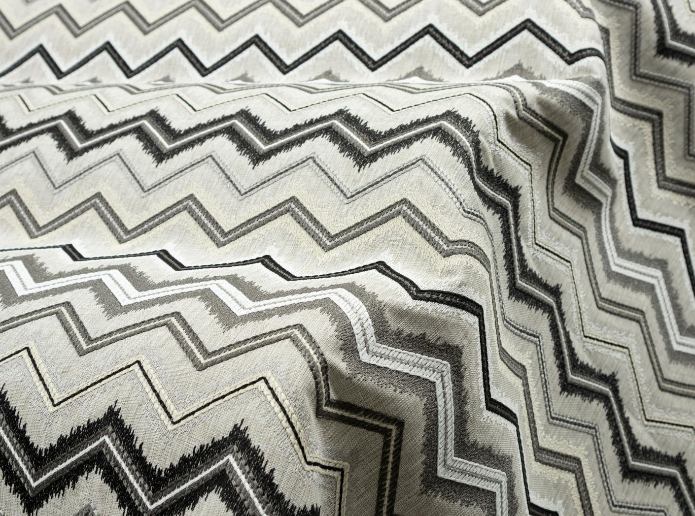 Veranda Zig Zag 07 Iron Veranda Zig Zag 07 Iron