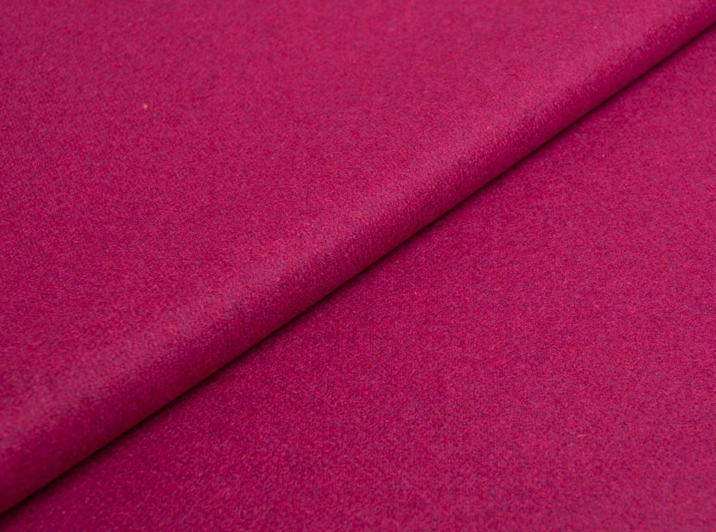 Wooly 1044 cerise 11 Wooly 1044 cerise 11
