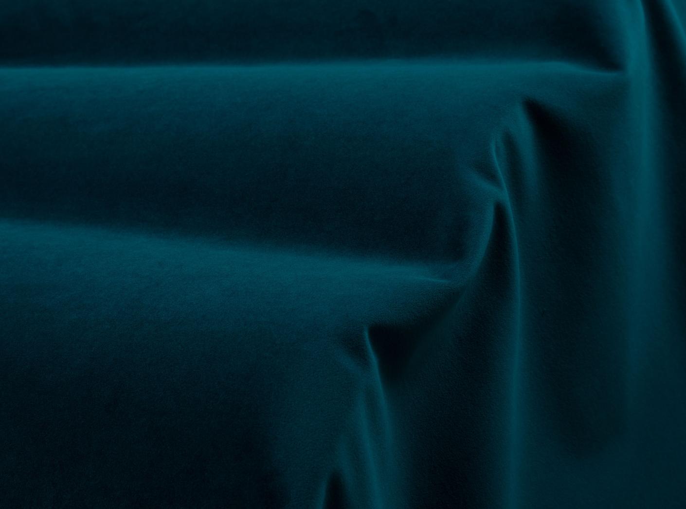 Megan 33 Lagoon 27 Megan 33 Lagoon 27