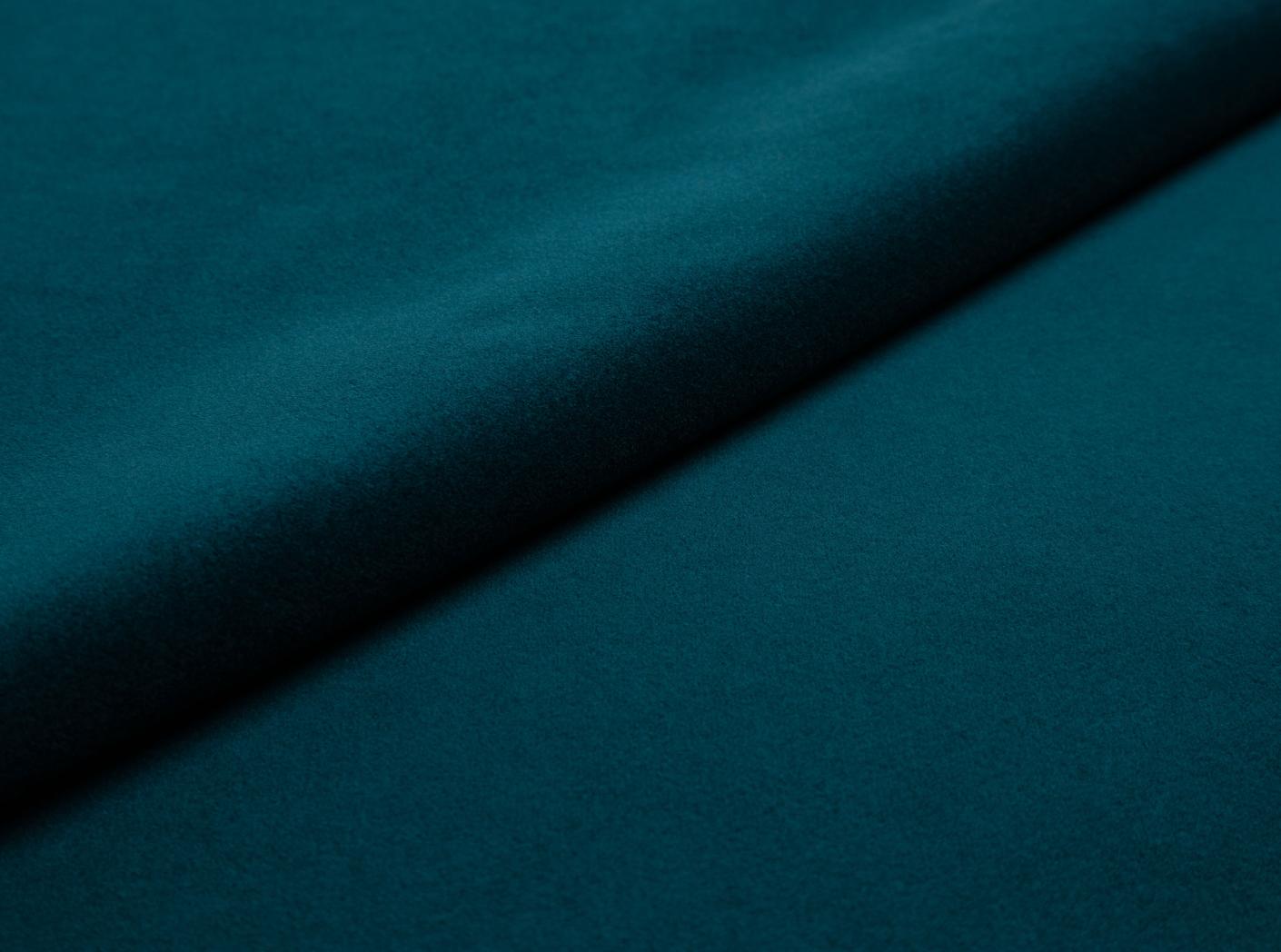 Megan 33 Lagoon 27 Megan 33 Lagoon 27