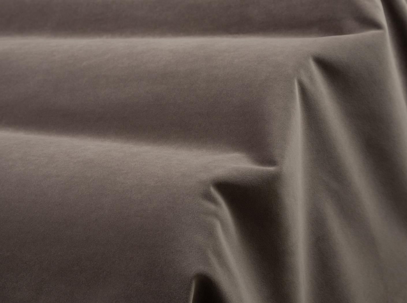 Megan+ 17 Warm grey Megan+ 17 Warm grey