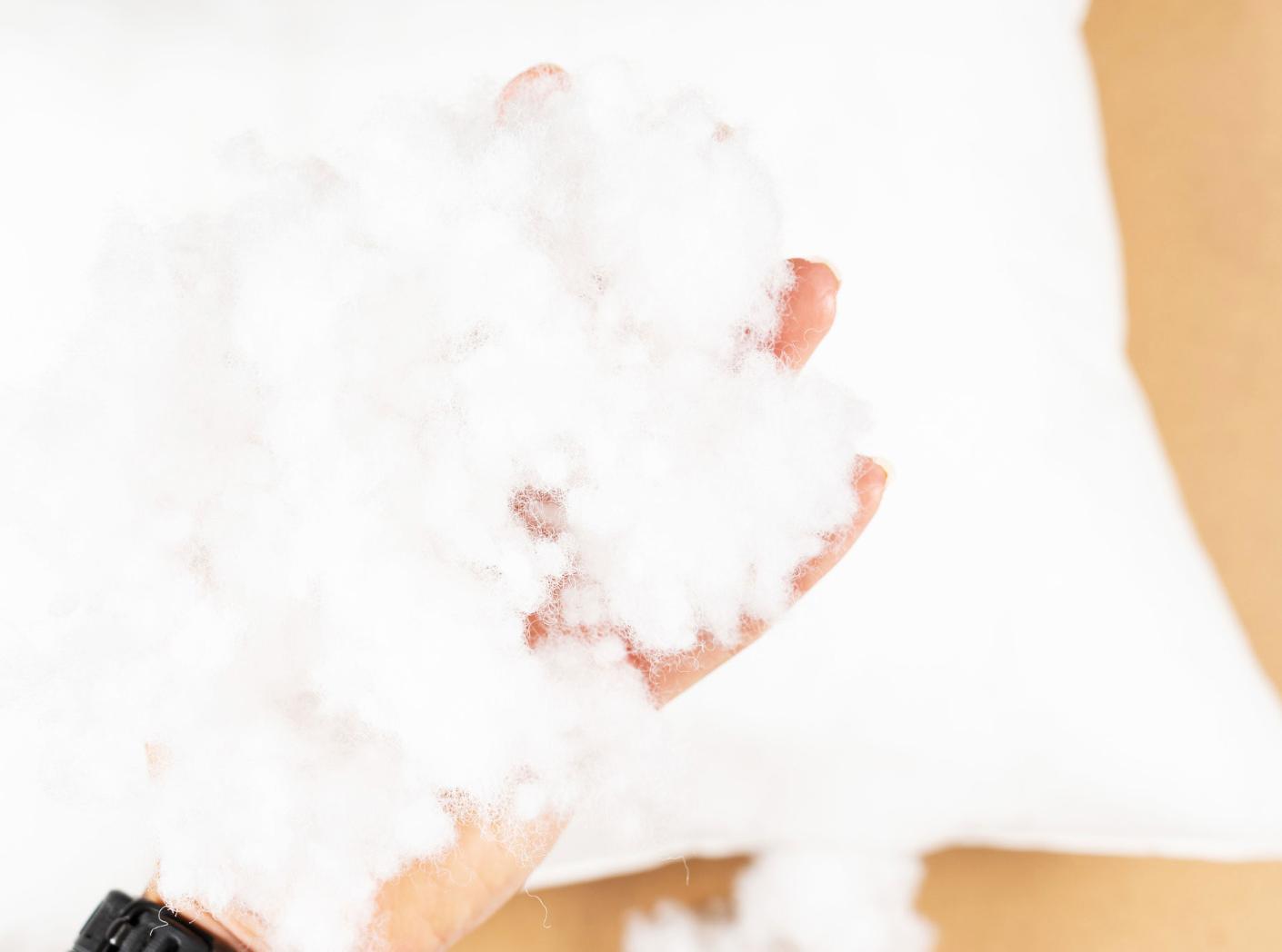 Bollfiber Iwo polyester, 1kg/fp Bollfiber Iwo polyester, 1kg/fp