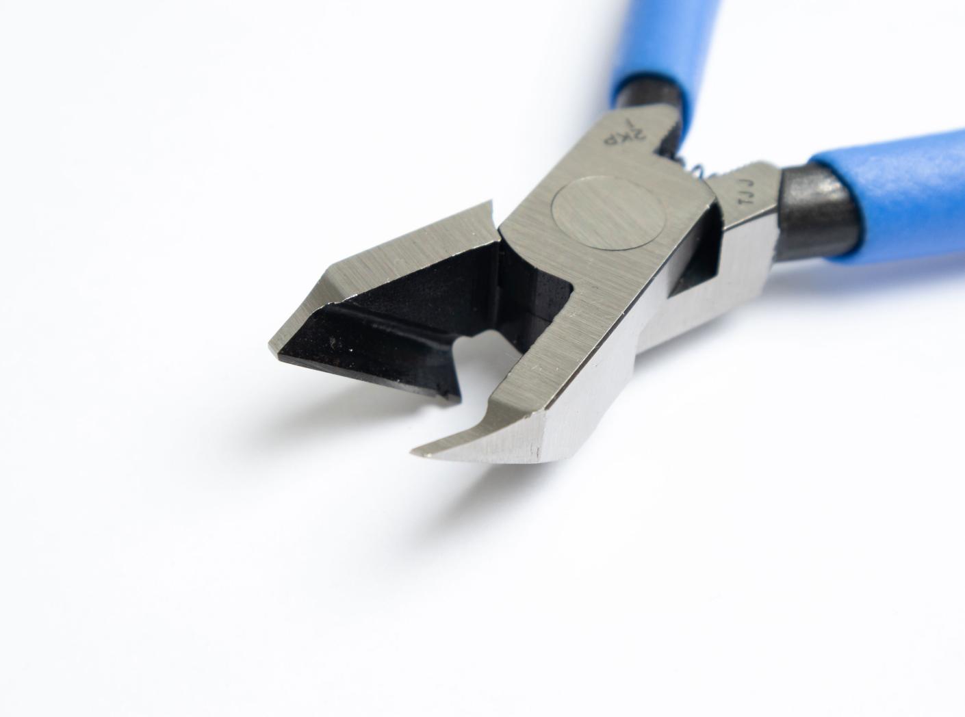 Avbitertang med fjør Avbitertang med fjør