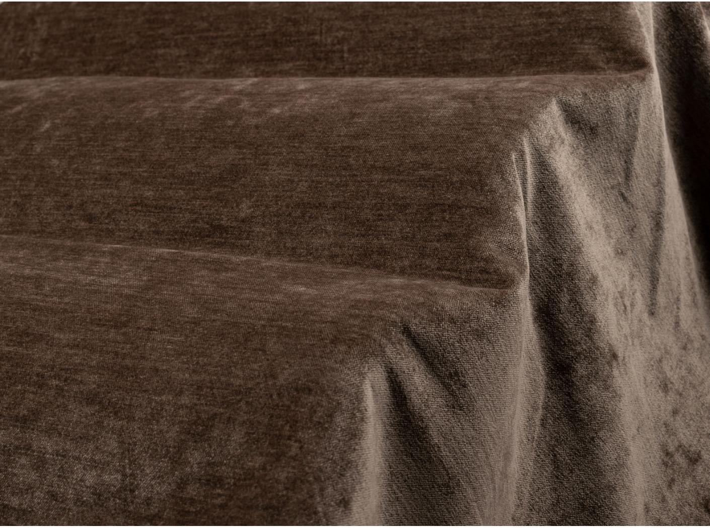 Eros 46 Mid brown 81J5 Eros 46 Mid brown 81J5