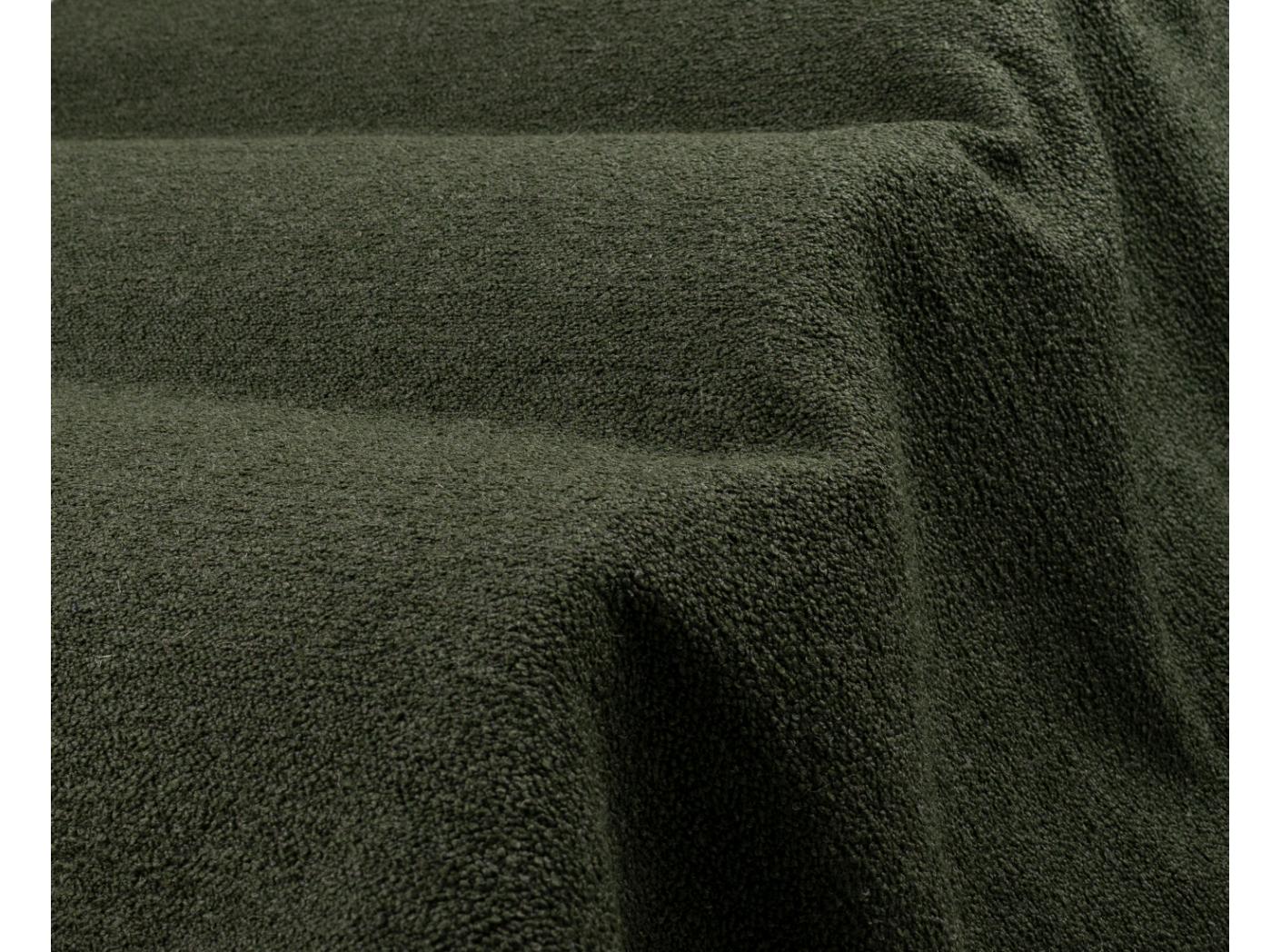 Barnum 9 Pine Barnum 9 Pine