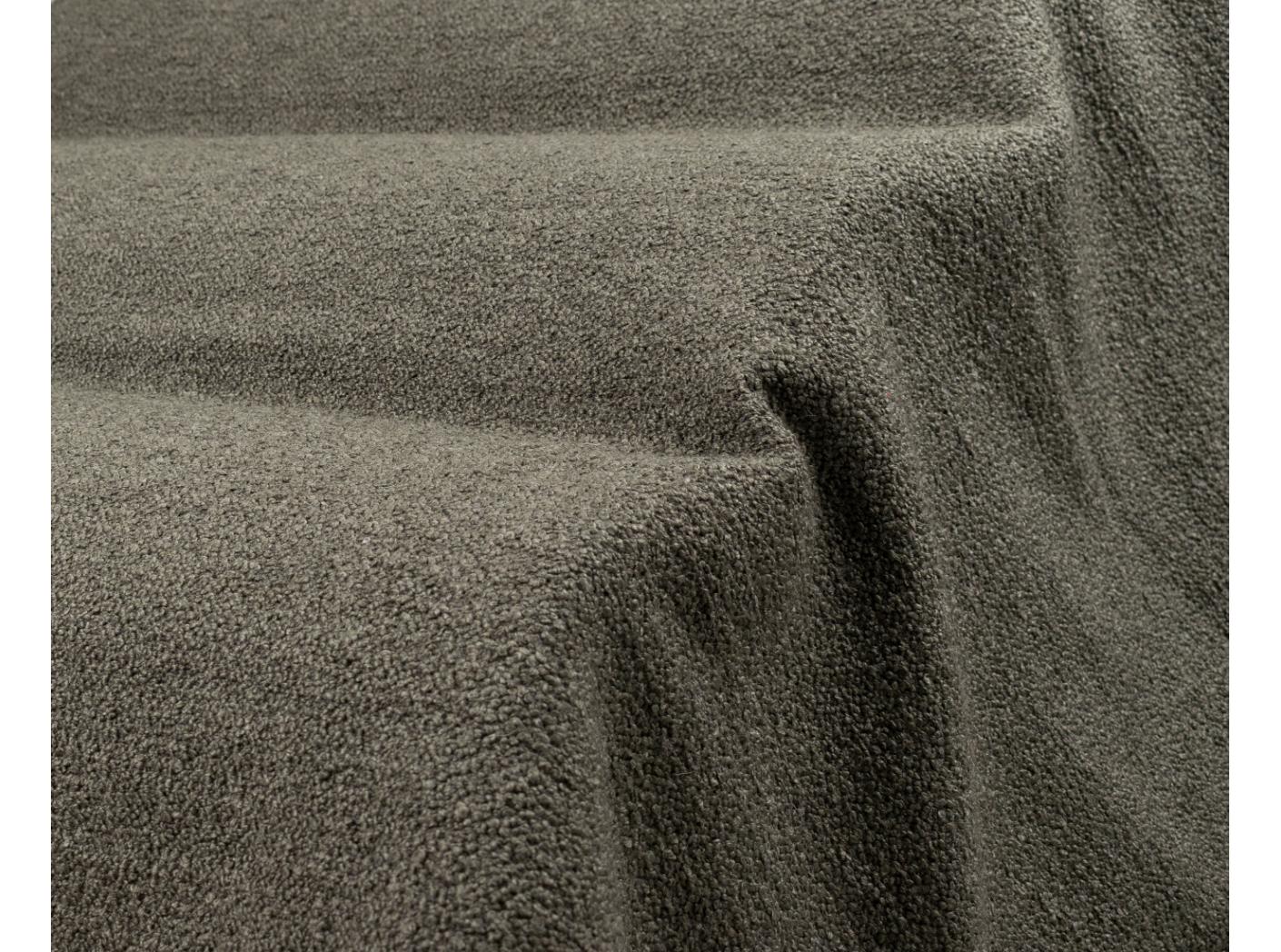 Barnum 8 Medium green Barnum 8 Medium green