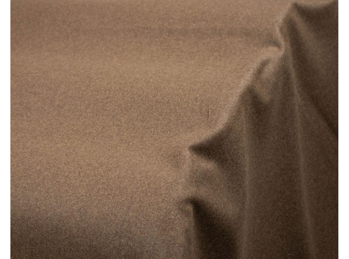 Wooly 2317 Solid brown Wooly 2317 Solid brown