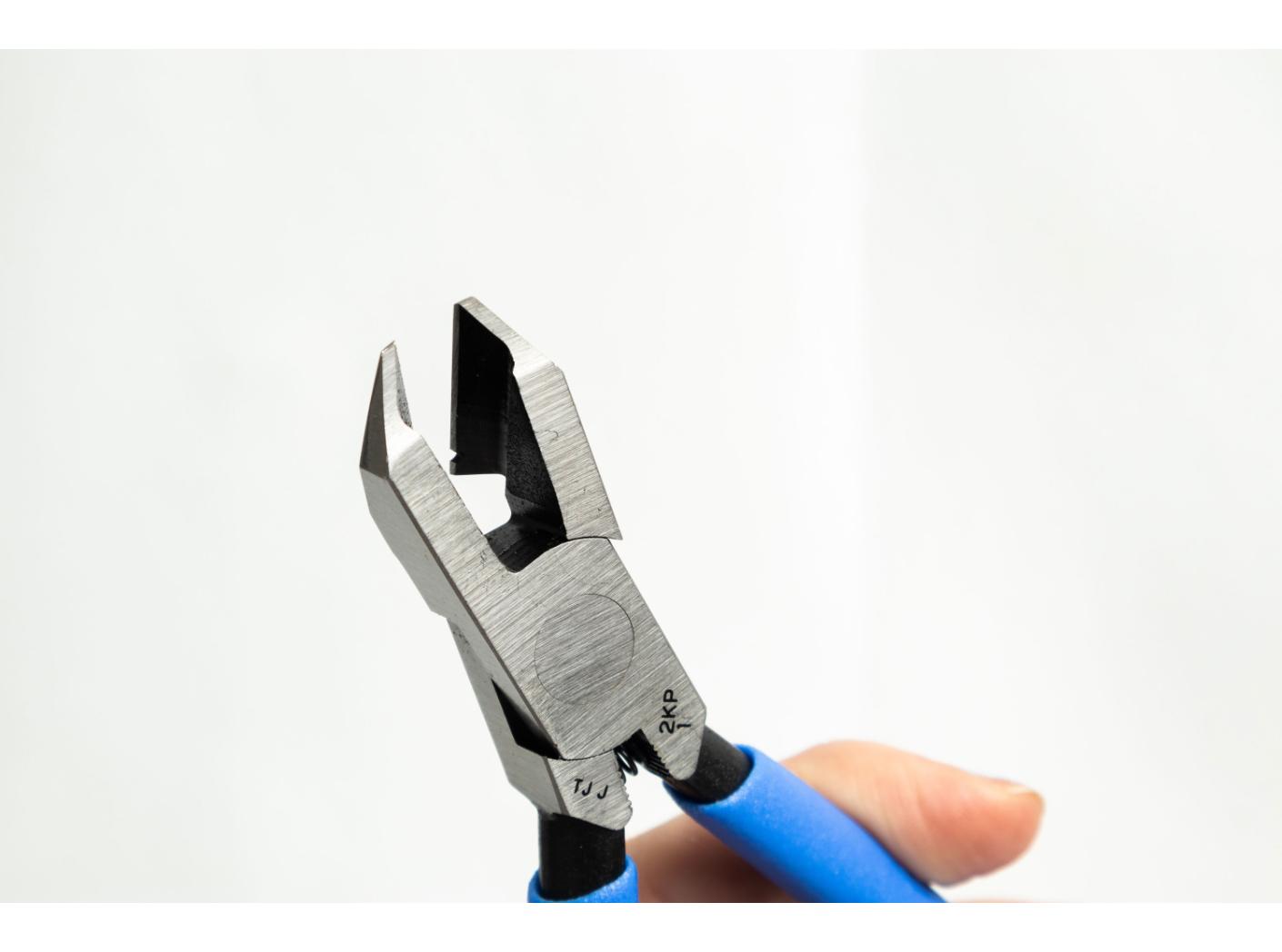 Avbitertang med fjør Avbitertang med fjør