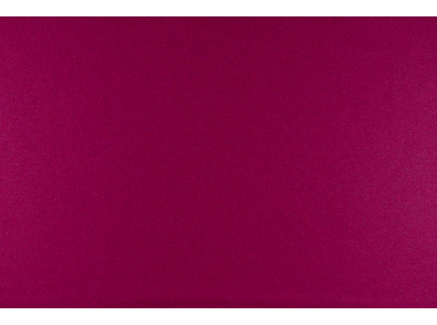 Wooly 1044 cerise 11 Wooly 1044 cerise 11