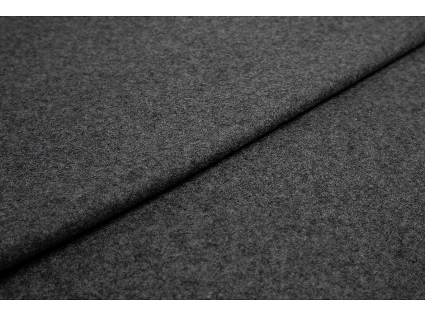 Wooly Wide 1042 Grafit 170 cm Wooly Wide 1042 Grafit 170 cm