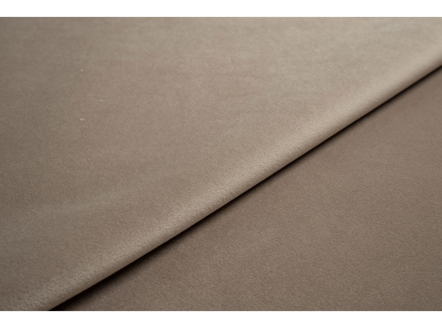Megan+ 26 Beige Megan+ 26 Beige