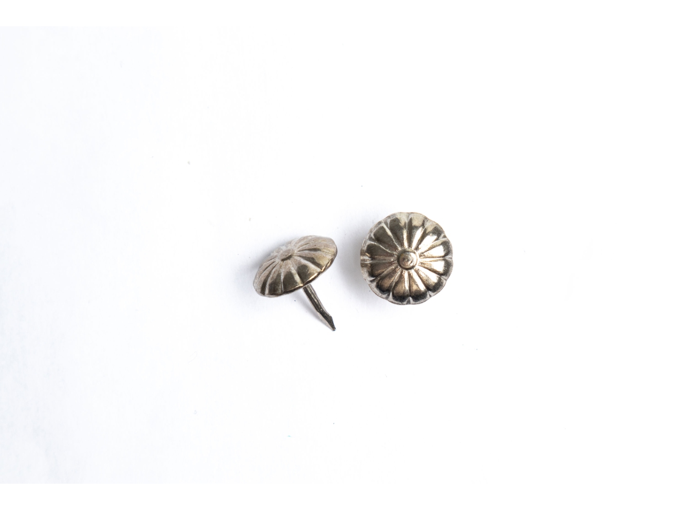 Pyntespiker Forniklet Z547, Ø 14,0 mm 250st/fp Pyntespiker Forniklet Z547, Ø 14,0 mm 250st/fp