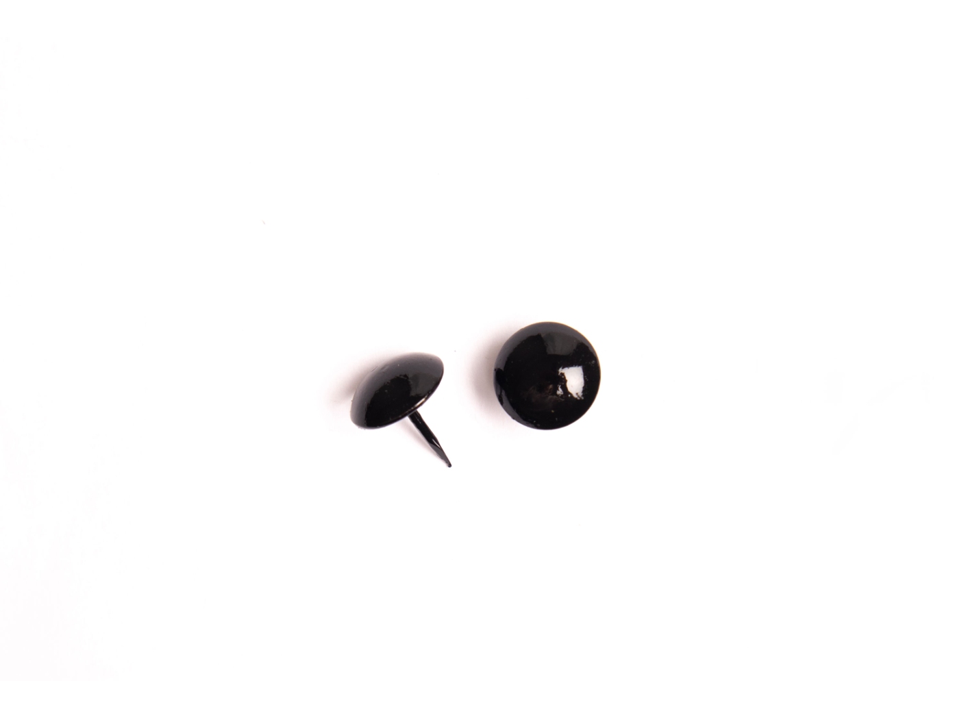Pyntespiker Svart Z160, Ø 12,5 mm 1000st/fp Pyntespiker Svart Z160, Ø 12,5 mm 1000st/fp